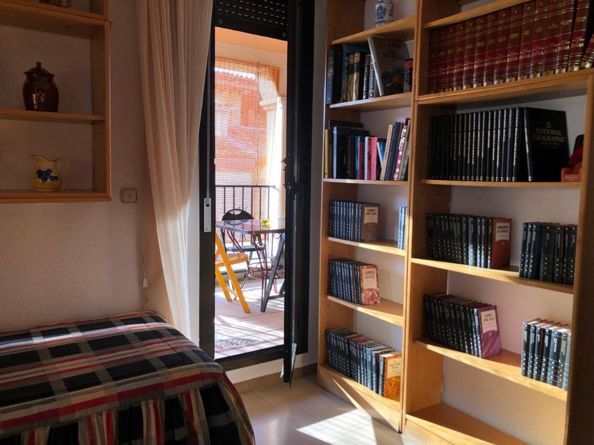 ウエスカLoft Acogedor Con Terraza Y Parking En El Centroアパートメント エクステリア 写真