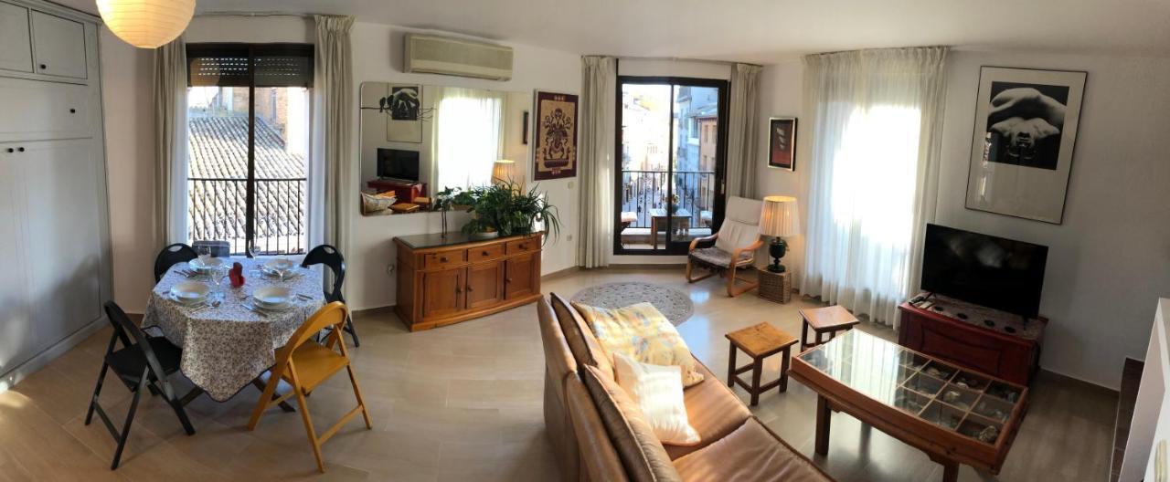 ウエスカLoft Acogedor Con Terraza Y Parking En El Centroアパートメント エクステリア 写真
